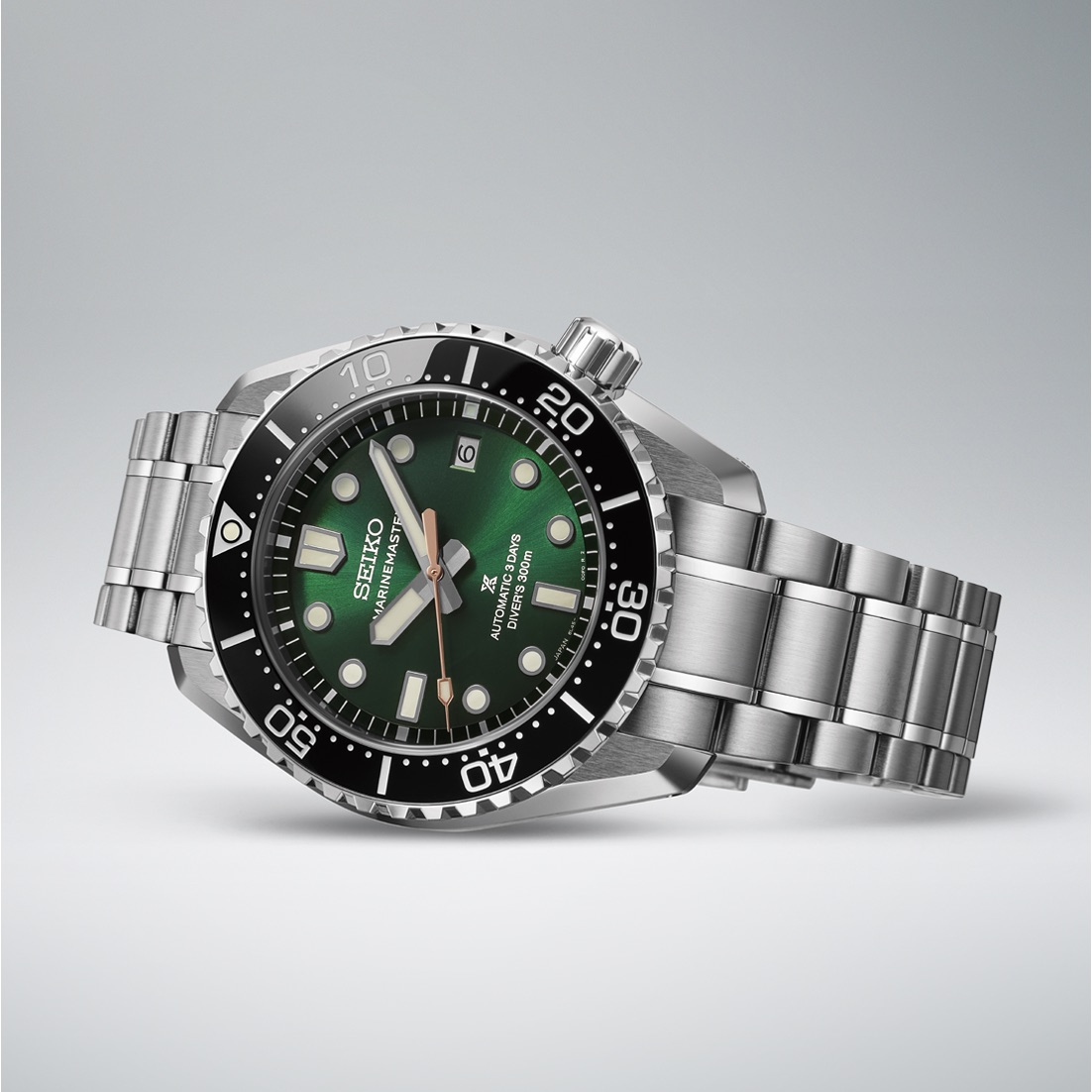 Side angle of the HBF003 showing its case, bezel and bracelet